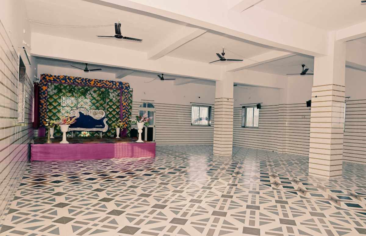 Hotel Lobby 05